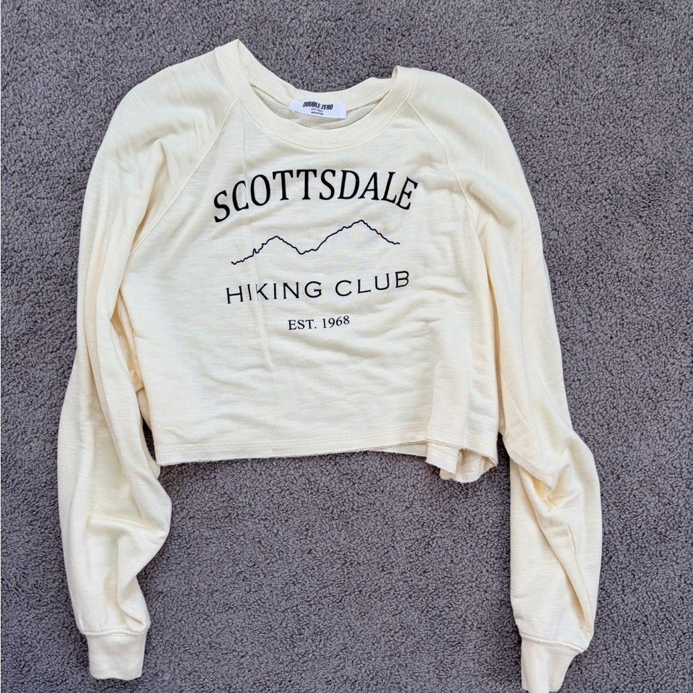 Double Zero Cream Cropped Graphic Crewneck Sweater